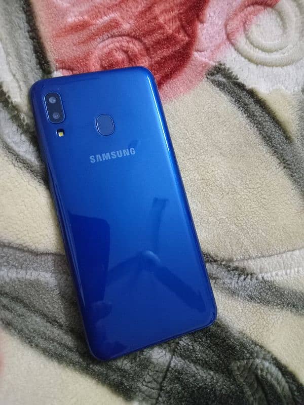 Samsung A20 موبائل 2