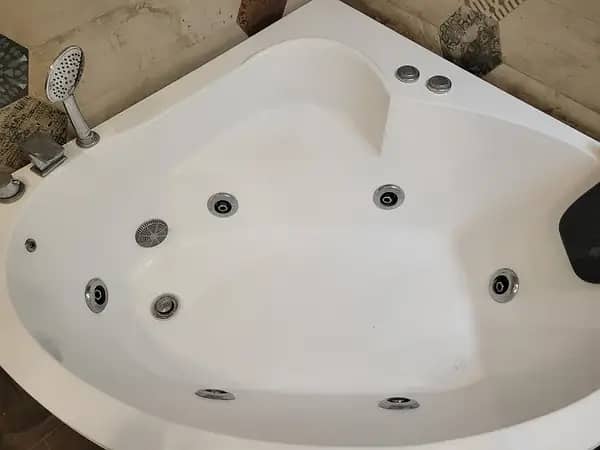 Imported Jacuzzi 2