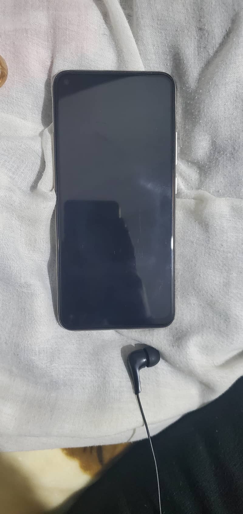 Vivo Y30 / Price will be Negotiable 6