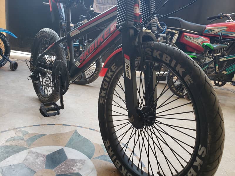 2 USED CYCLES are available for sale 1