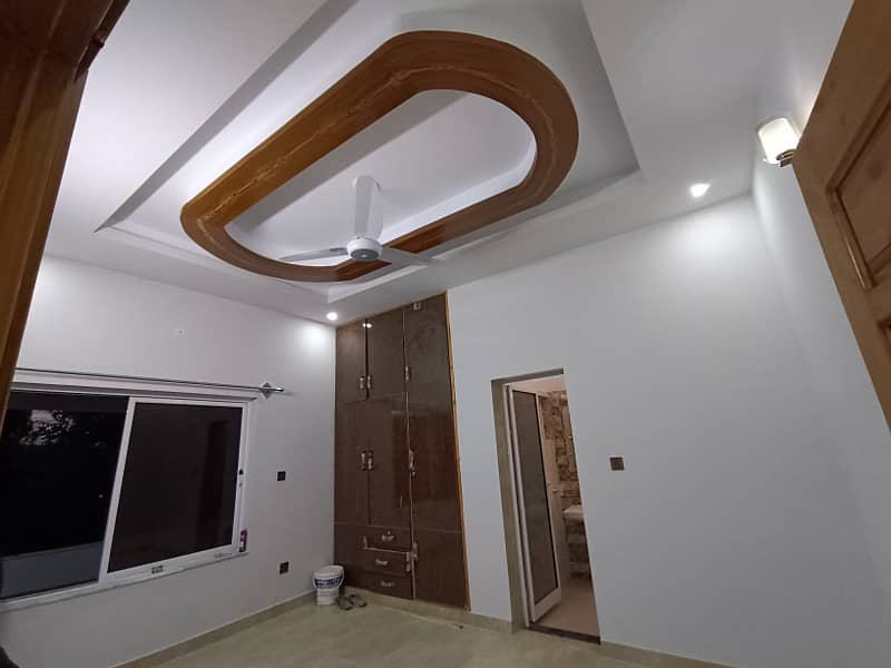 Double Storey House For Sale Location Habibullah Colony 5