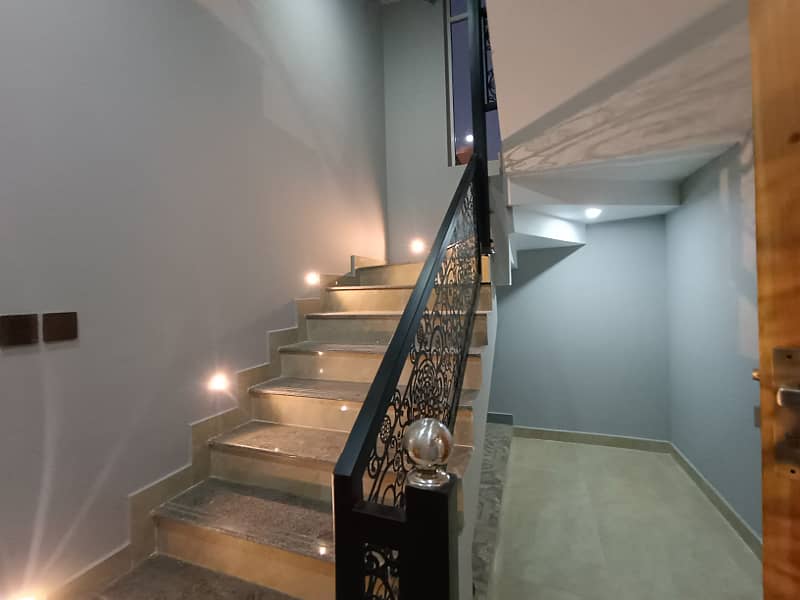 Double Storey House For Sale Location Habibullah Colony 15