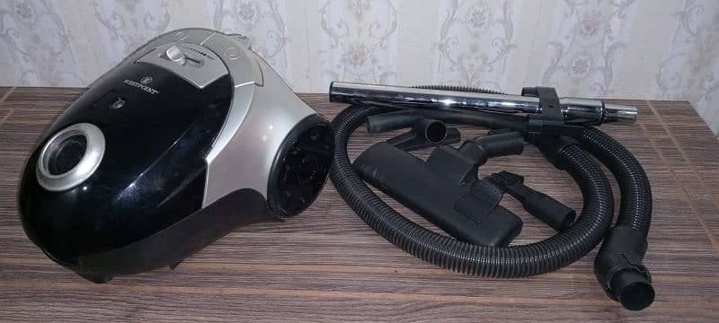 Vacuum cleaner for sell 2