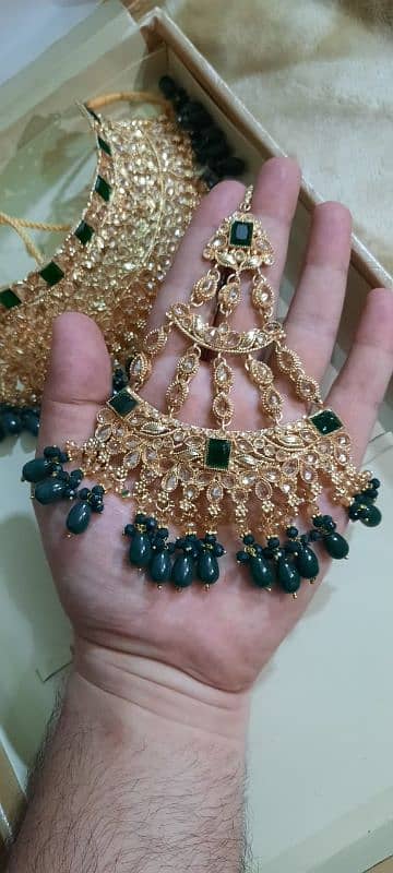 lehenga & jewelry 10