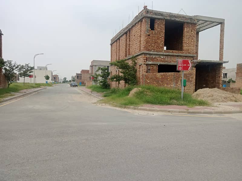 10 Marla Developed Plot in Bahria Orchard Phase 4 Block-G3 3