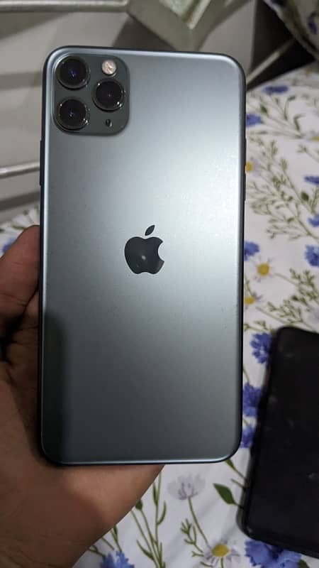 i phone 11 pro max 6