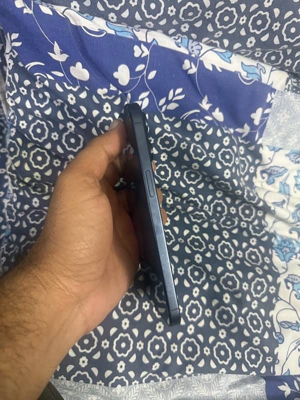 Iphone 15 Pro Max Blue Titanium 4