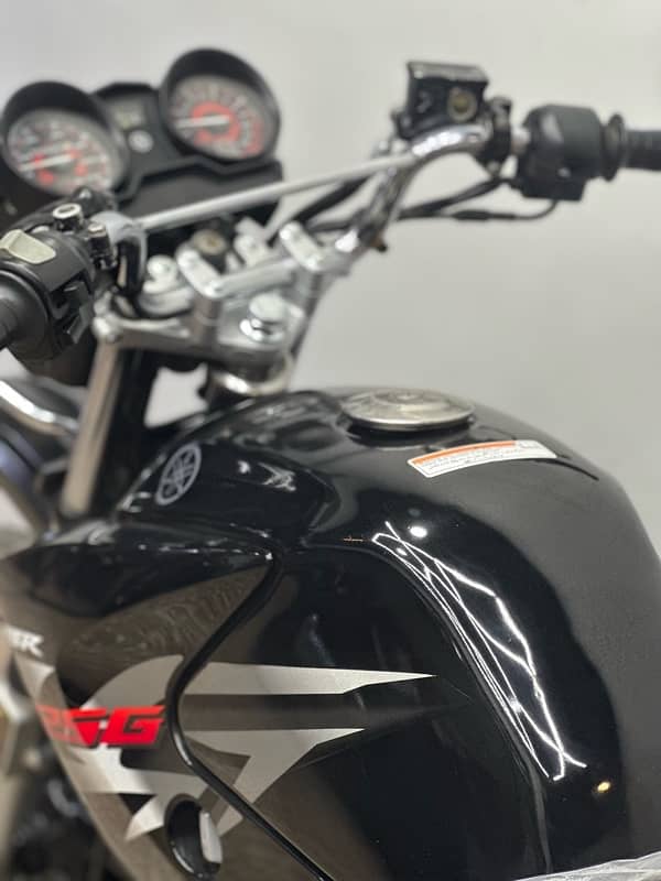 yamaha ybr125g 2018 ( japniess model ) 2