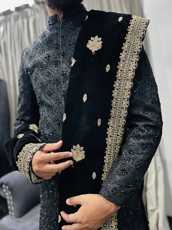 dulha black sherwani/ dulha barat dress/ groom sherwani 0