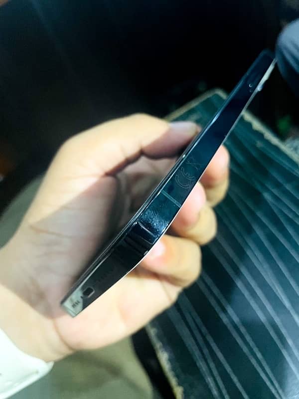 iPhone 12 “pro Max 256 gb Sim Workin Non PTA 6