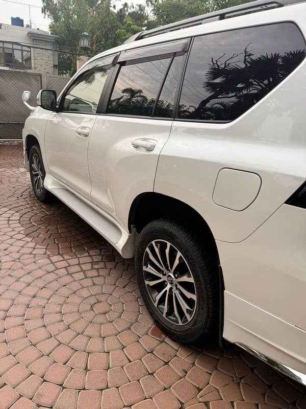 Toyota Prado 2019 8