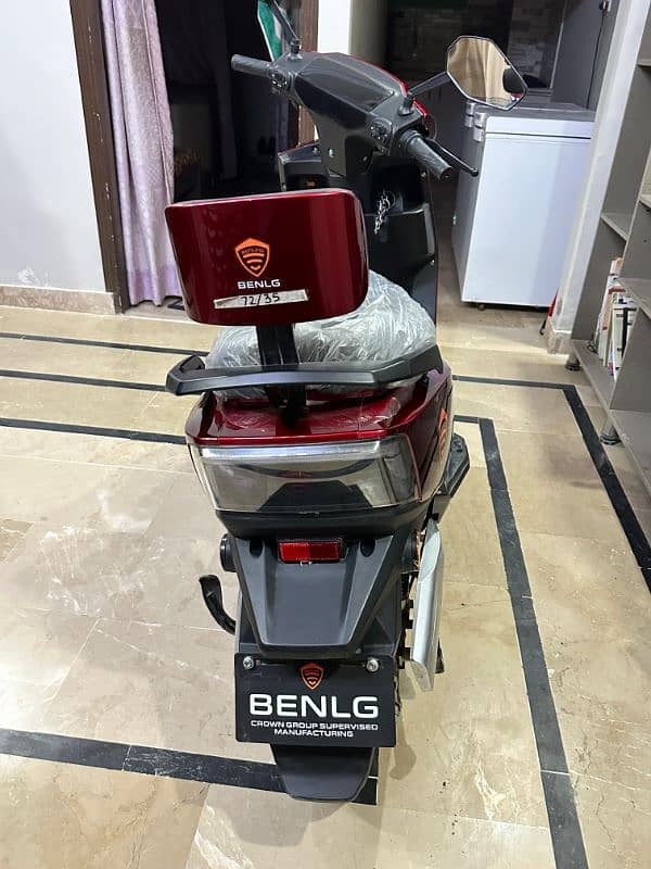 Benlg Electric scooter (EV) 2