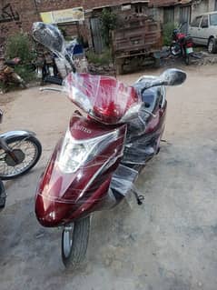 united 100cc full automatic scooty