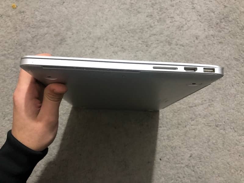 MacBook pro 2014 mid 1