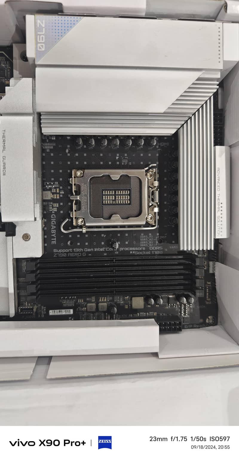 Gigabyte AERO G Z790 motherboard 3