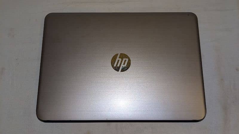 HP 34G4 i5 7th Generation 1