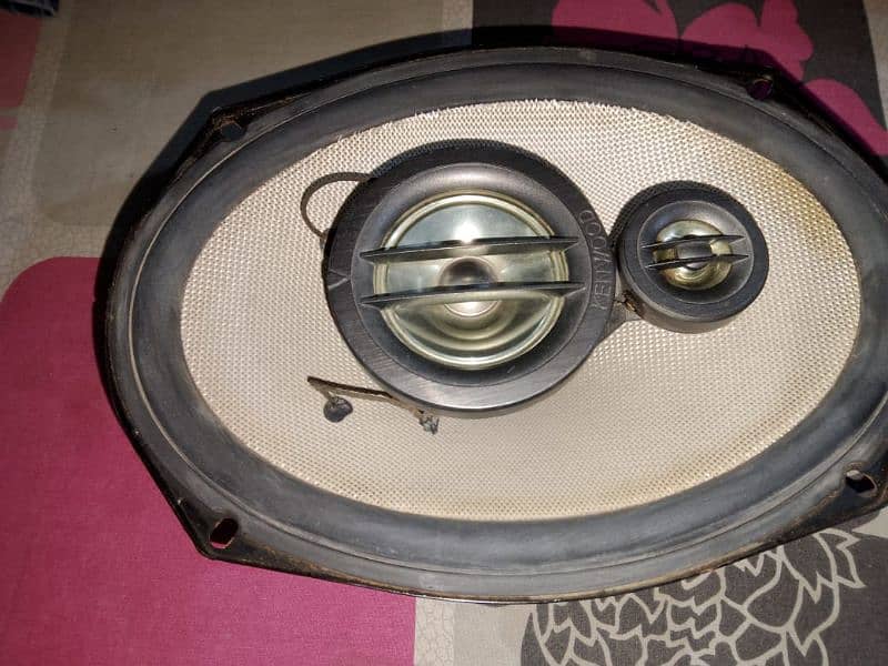 kenwood hQ 718 made in Vietnam  orignal speakers 4