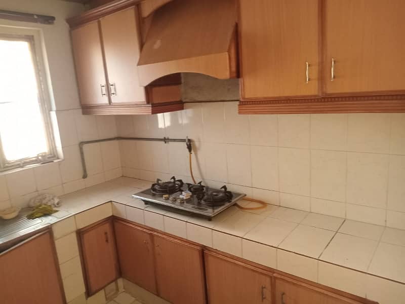 G-11/4 FGEHA E-Type First Floor Flat For Rent 2