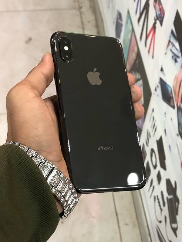 iPhone XS 64gb 5