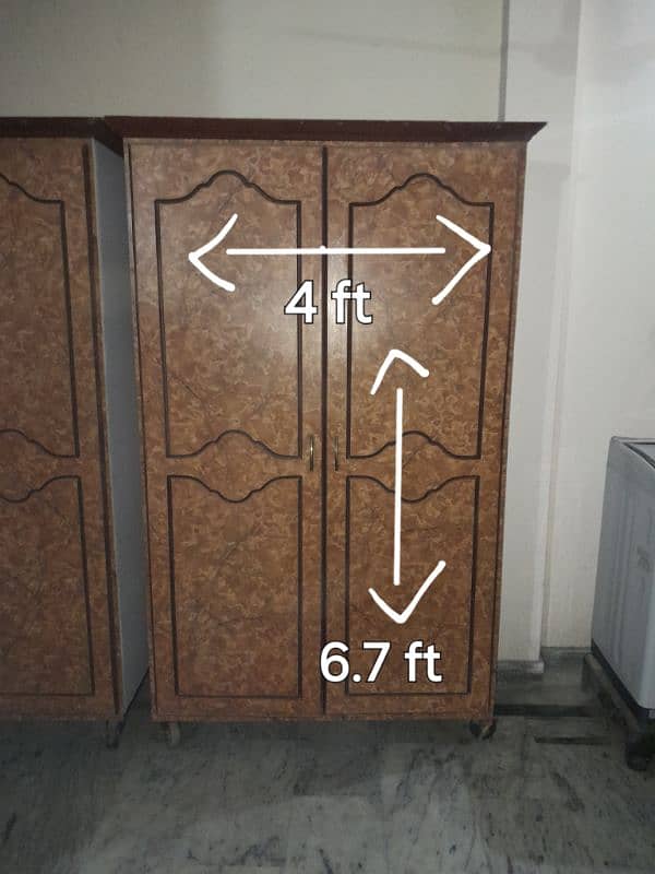 Almari in Good Condition | cupboard | wardrobe 1