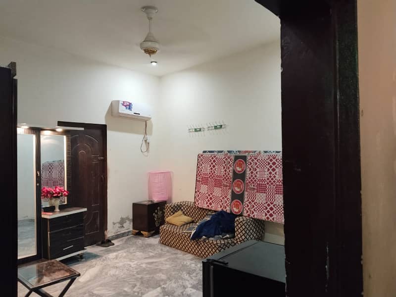 Fully Furnished With All Facilities , Like Fridge TV ,Micro, AC & Heater. (Male & Female) Full Secured 6