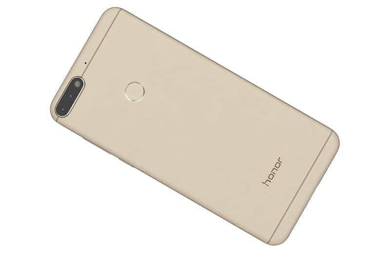 Honor 7c Gold 1