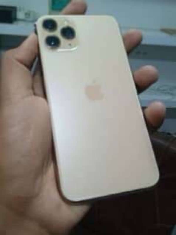 iphone 11 Pro Max 1