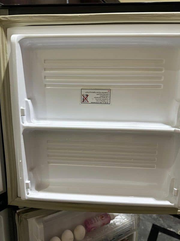 PEL medium size fridge 1