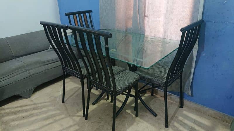 daining table urgent sale need cash 0