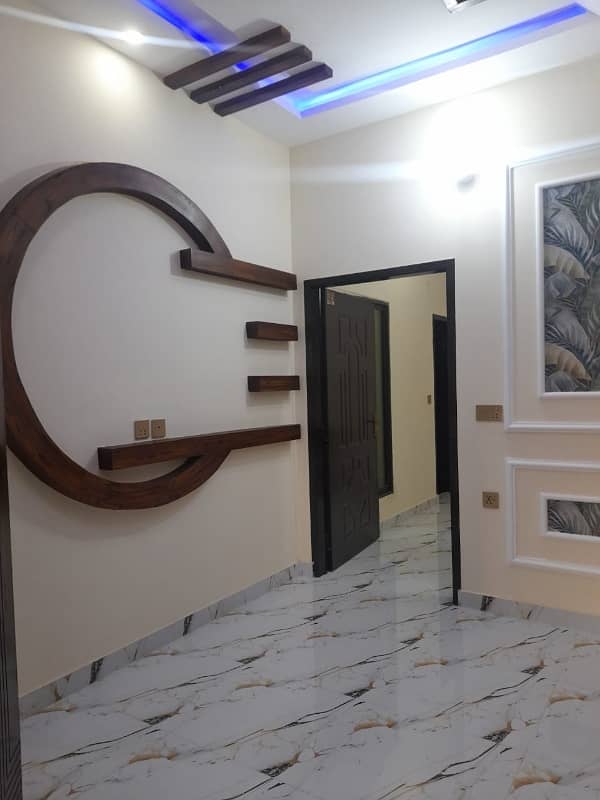 special VIP modern design house available for urgent sale in shalimar town 6