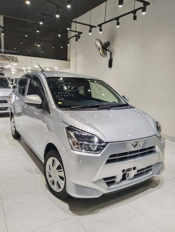 Daihatsu Mira 2021 4