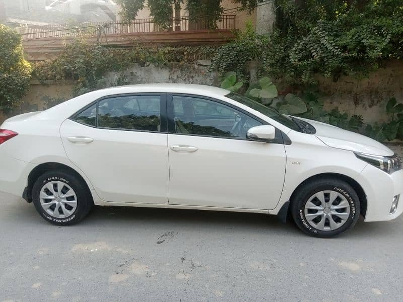 First owner Toyota Corolla GLI December2015 3