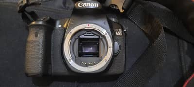 Canon EOS60d  only body 9/10 condition