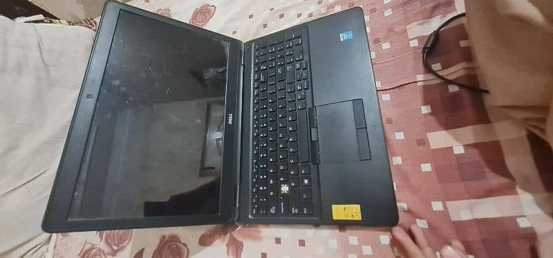 dell latitude 5550 5