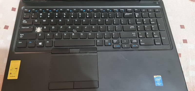 dell latitude 5550 10