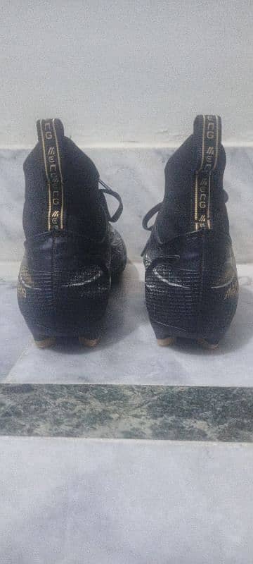 Football Shoes/Cleats 2