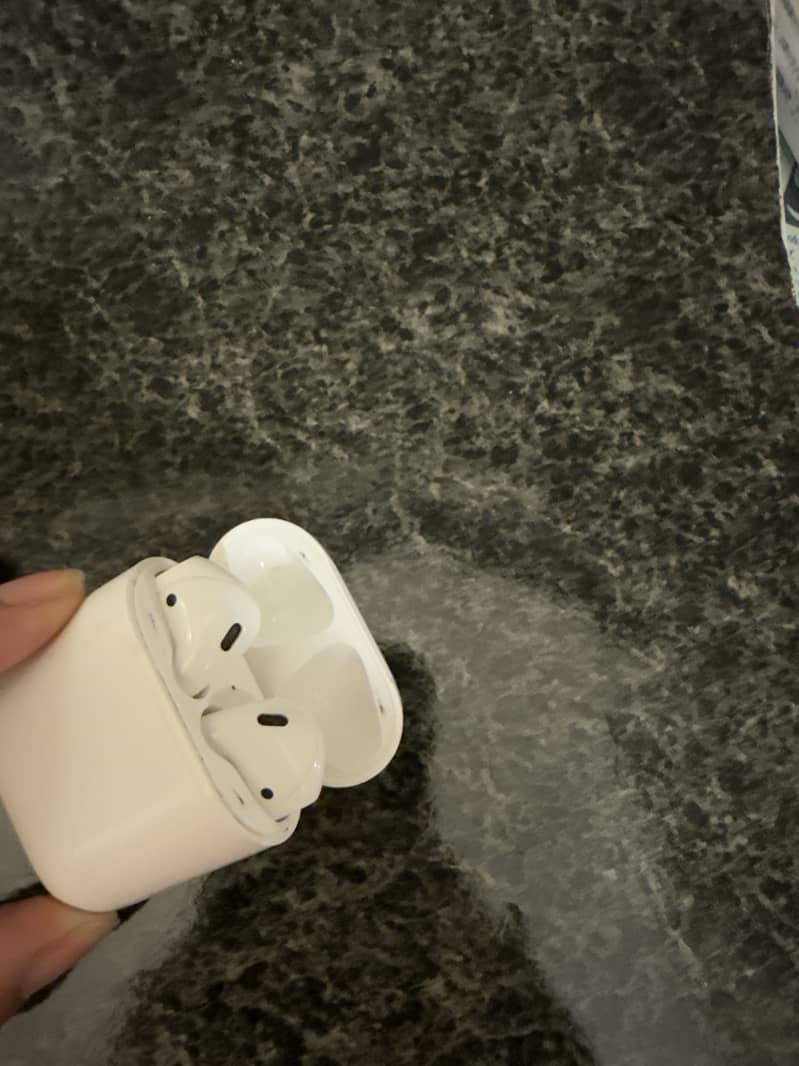 Apple Airpods (1st Generation) for sale!! 1