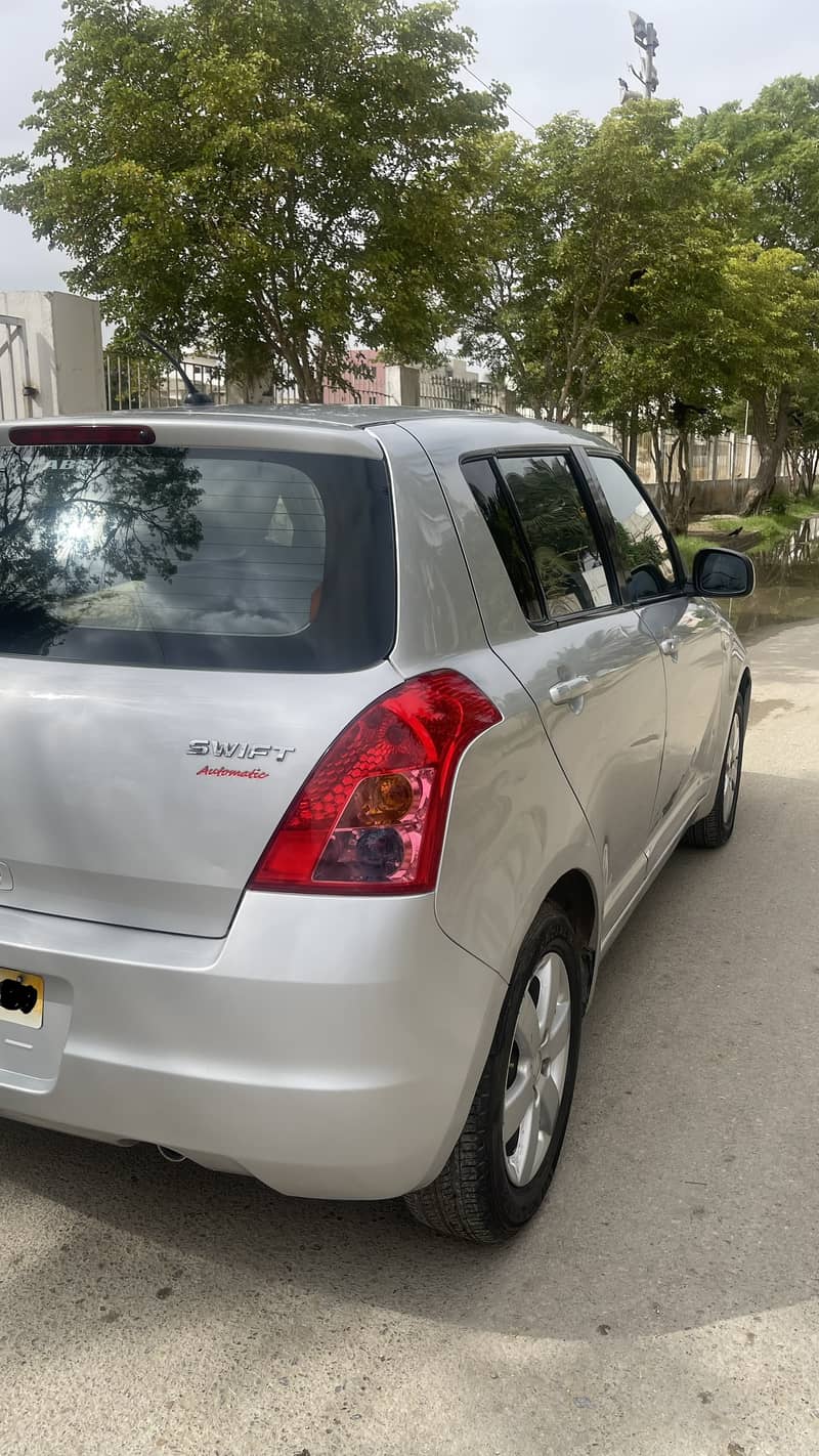 Suzuki swift 2016 dlx automatic 3