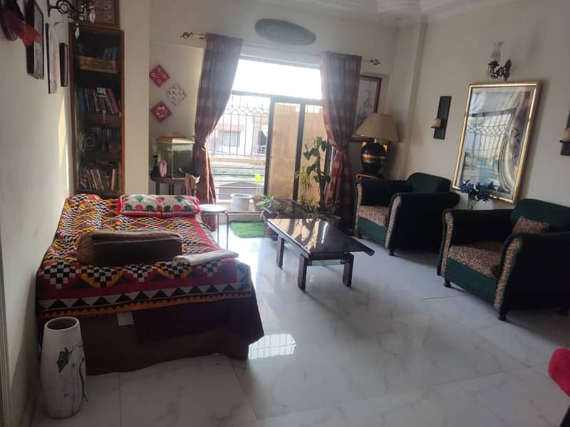 Apartment: for sale Plot 3 bed dd 1st floor sehar Commercial, DHA phase 7, Karachi. 0