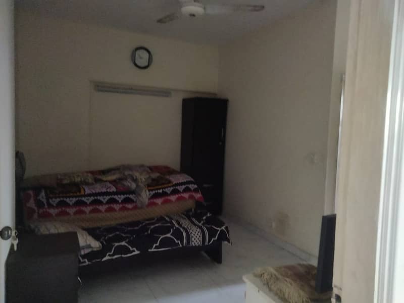 Apartment: for sale Plot 3 bed dd 1st floor sehar Commercial, DHA phase 7, Karachi. 2