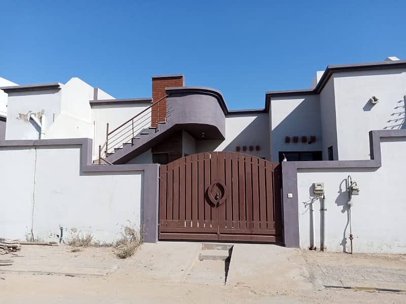 160 sq yd Independent si gle storey Villa for Rent In saima Arabian Villas 0