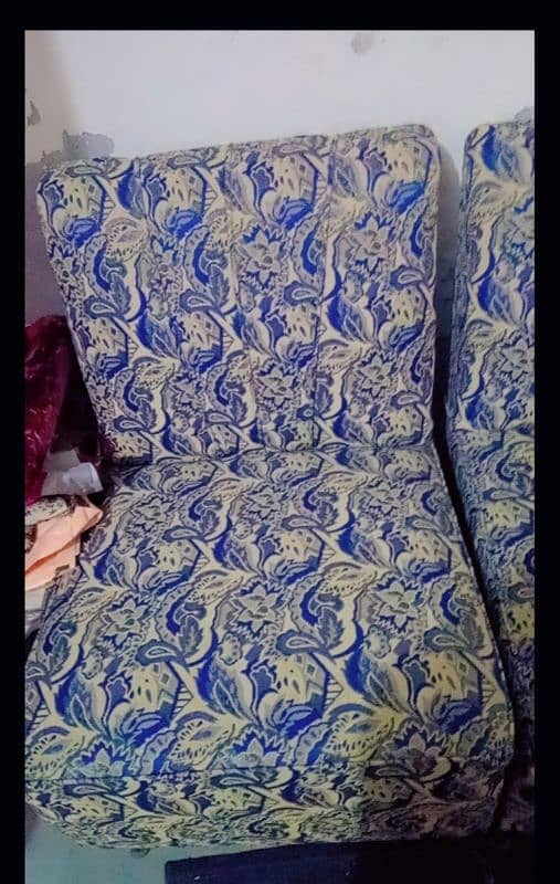 5 seater sofa set in a very good condition 2