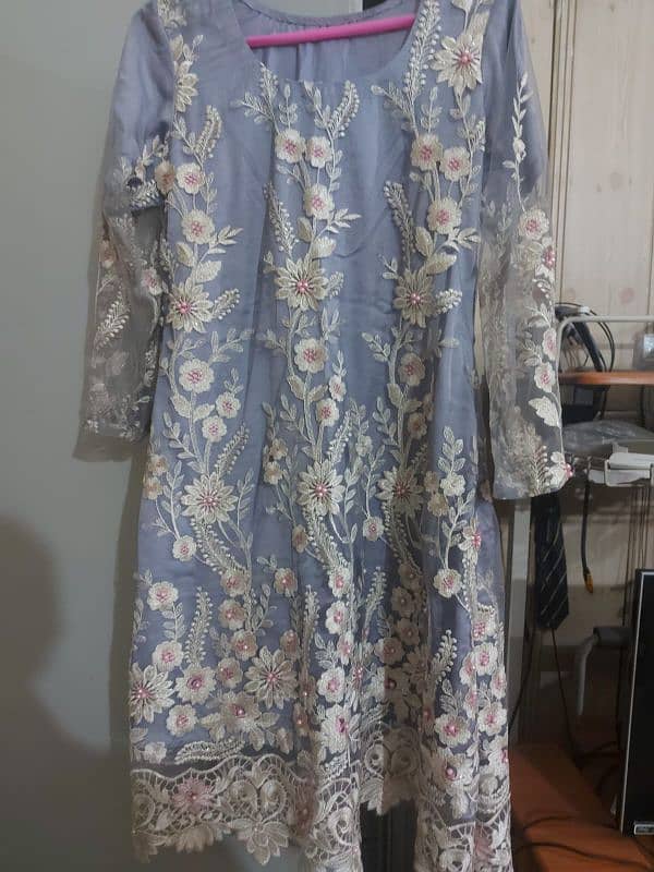 Wedding dress for women in good condition 0