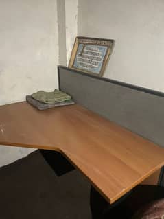 Executive corner table L shaped  chair & extra. L shape table