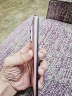 i am selling my one plus 9