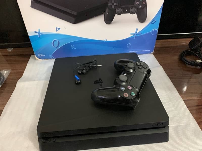 PS4  slim jailbreak  brand new condition  11.00 auto jailbreak 7