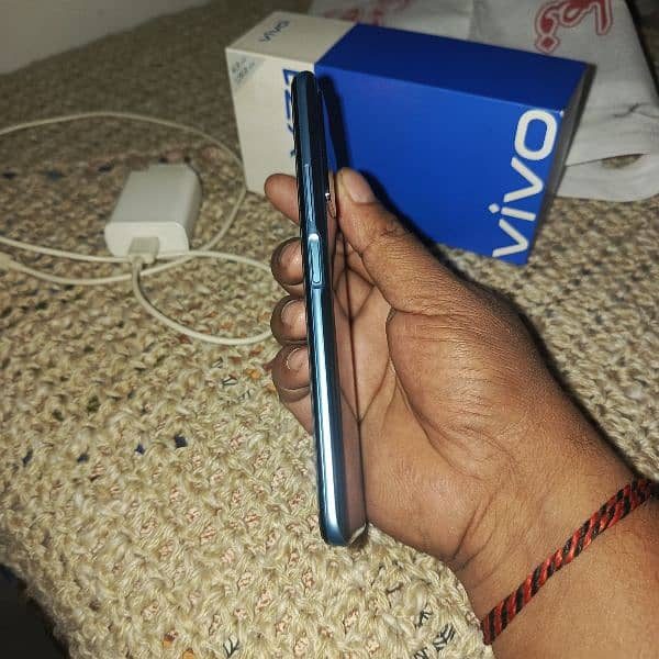 vivo y 31) My Whatsapp 03099486515 7