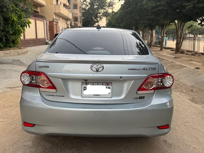 Toyota Corolla Altis 2013 2