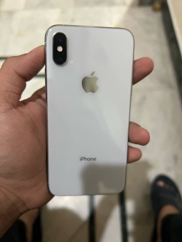 iPhone XS factory unlocked 5