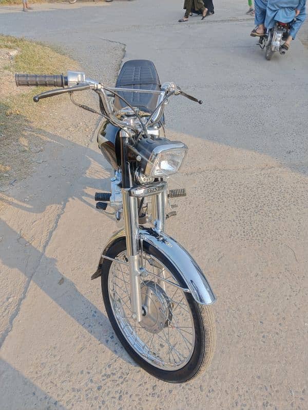 Honda 125 2005 model 3